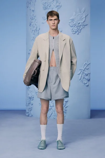 Look 9